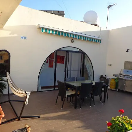 Lovely Penthouse With Private Sun Terrace Between Valletta And Sliema Ta Xbiex
