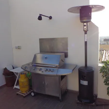 Lovely Penthouse With Private Sun Terrace Between Valletta And Sliema Apartamento *